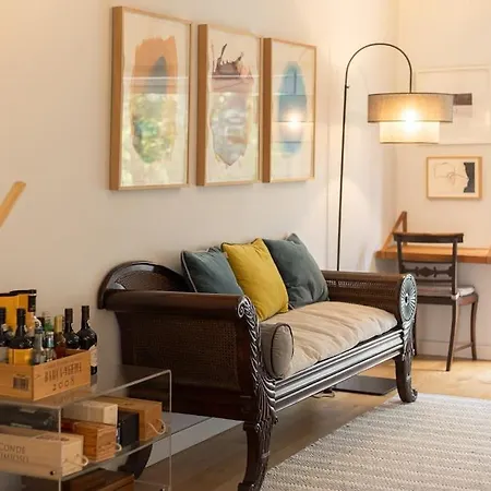 Enchanting Tailor Made Duplex דירה ליסבון